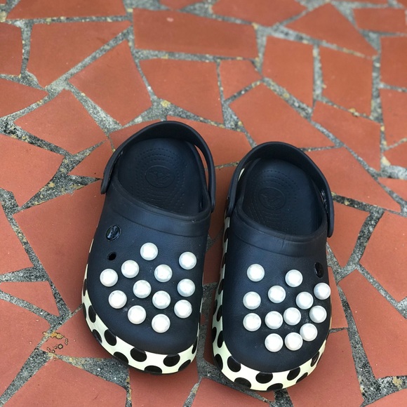 crocs timeless clash